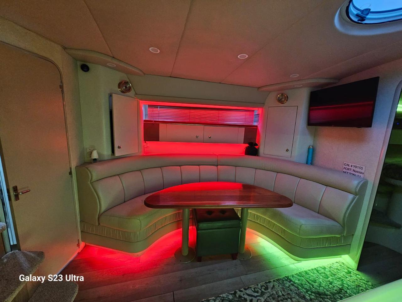 Impulse 45ft | Distinción y Lujo para 15 Pasajeros