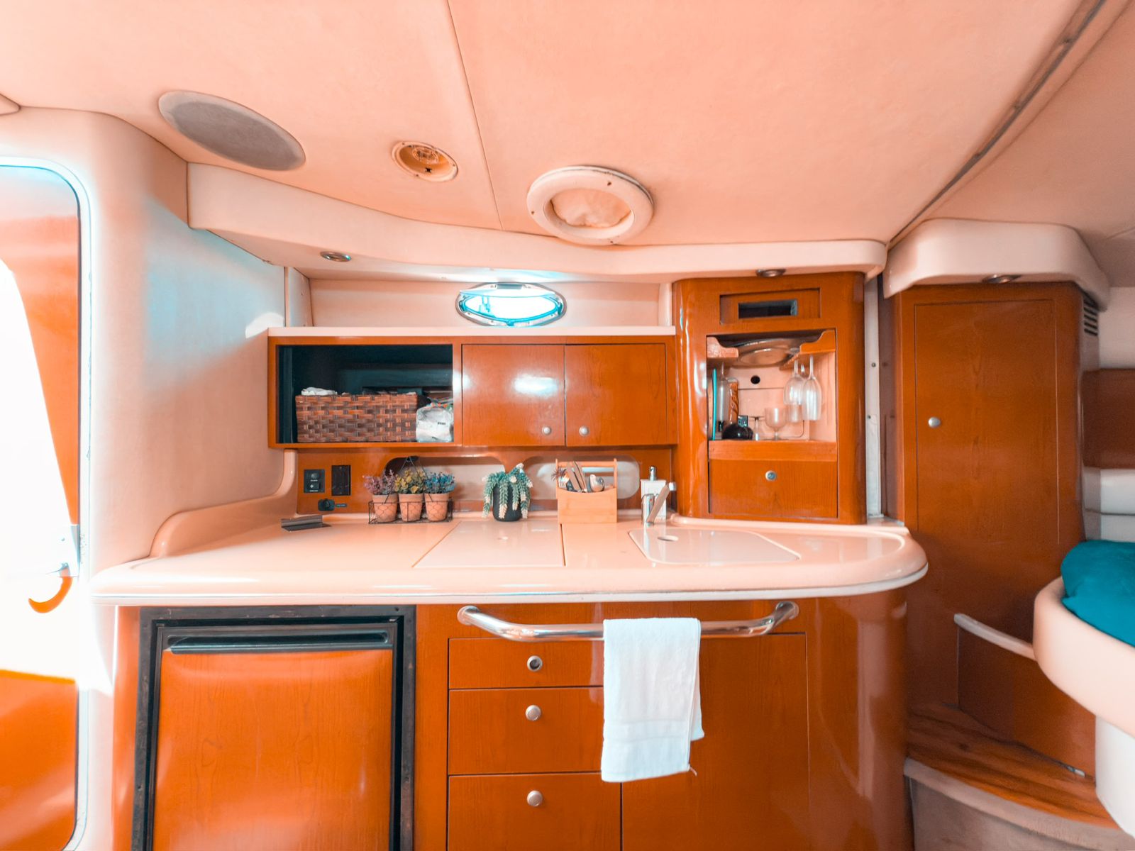 Oasis 35ft | Tu Refugio Privado para 12 Pasajeros