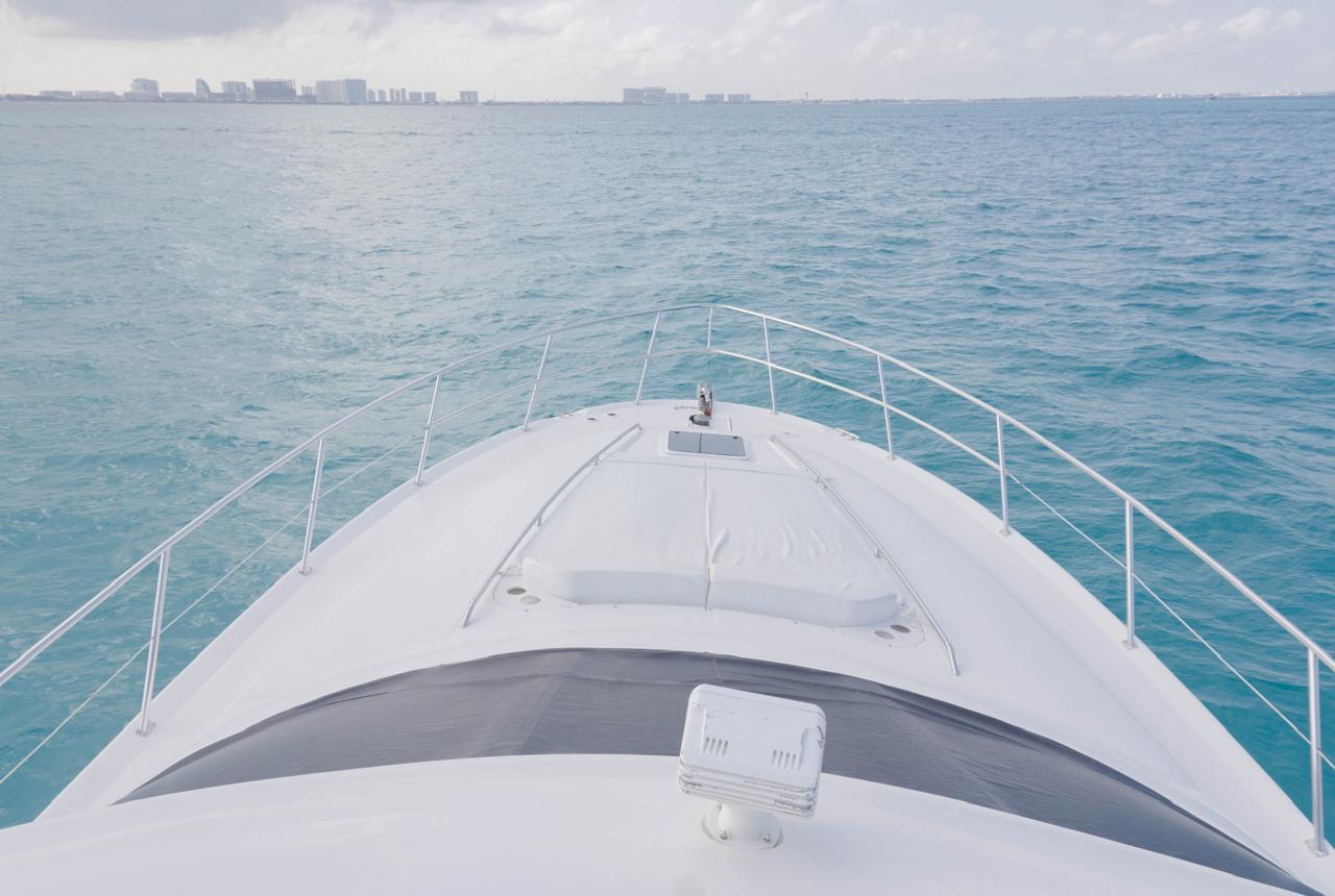 Sea Castle 53ft | Vistas Panorámicas y Lujo para 18 Pasajeros