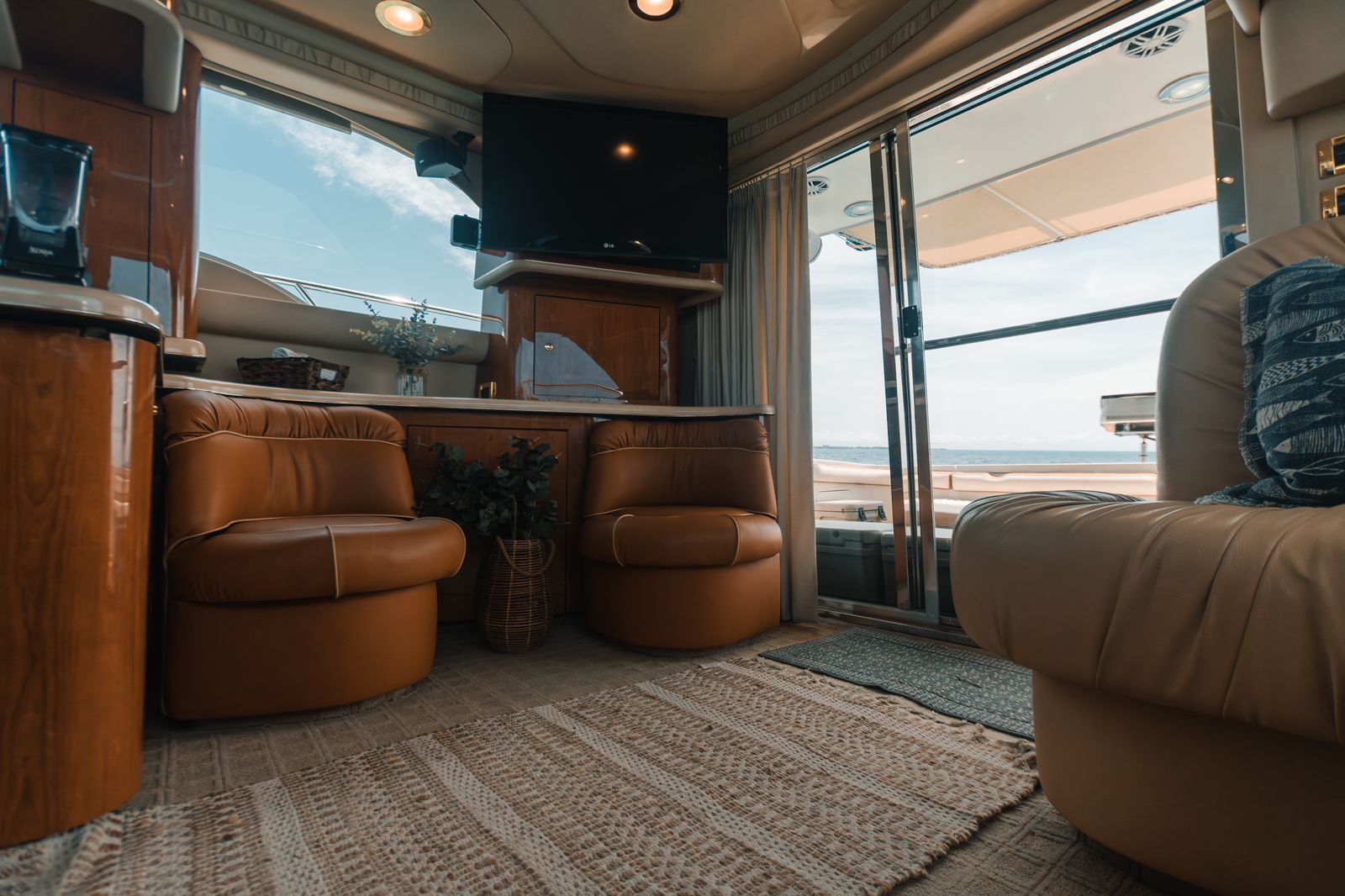 Sea Mami 52ft | Confort Total y Flybridge para 20 Pasajeros