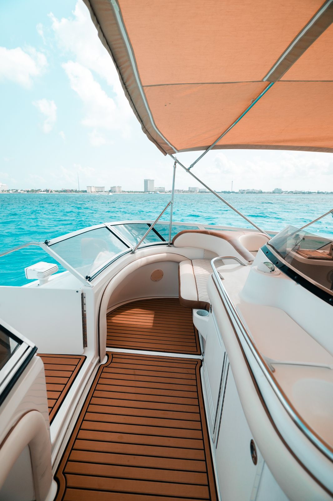 Sea Monkey - Mr Sea 50ft | Gran Capacidad y Lujo para 18 Pasajeros