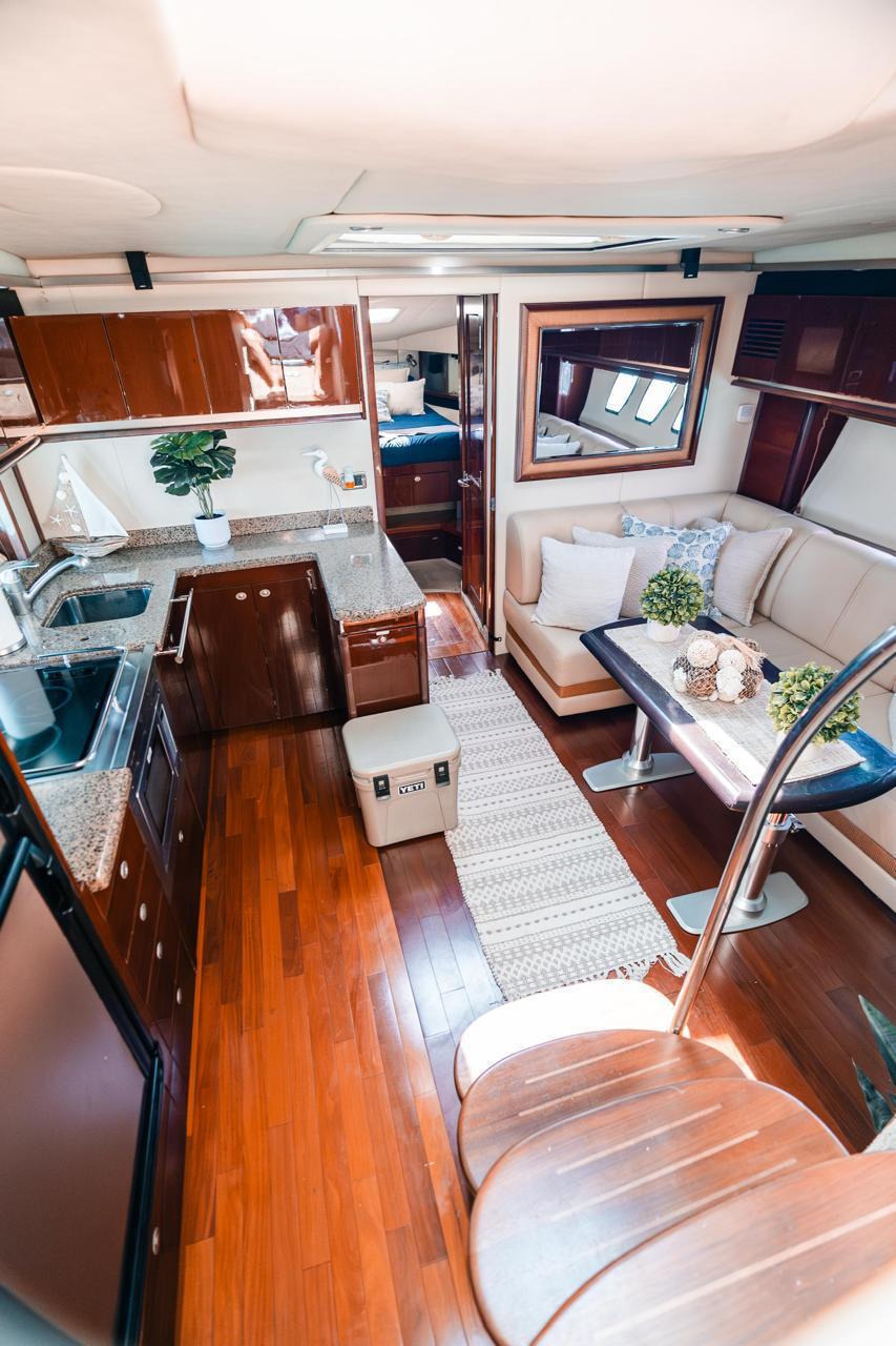 Sea Señor 50ft | Lujo y Espacio para 18 Pasajeros